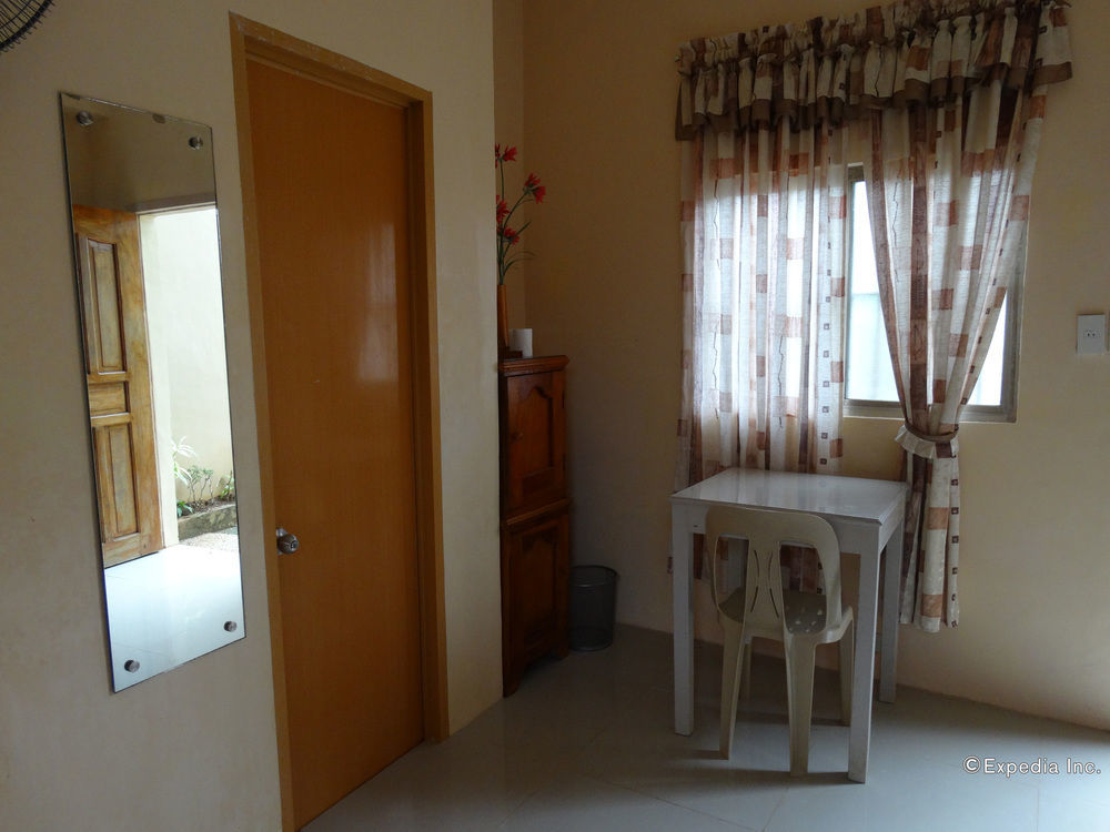 ลาส เรซิเดนซิอาส เบด แอนด์ เบรกฟาสต์ Hotel Puerto Princesa ภายนอก รูปภาพ